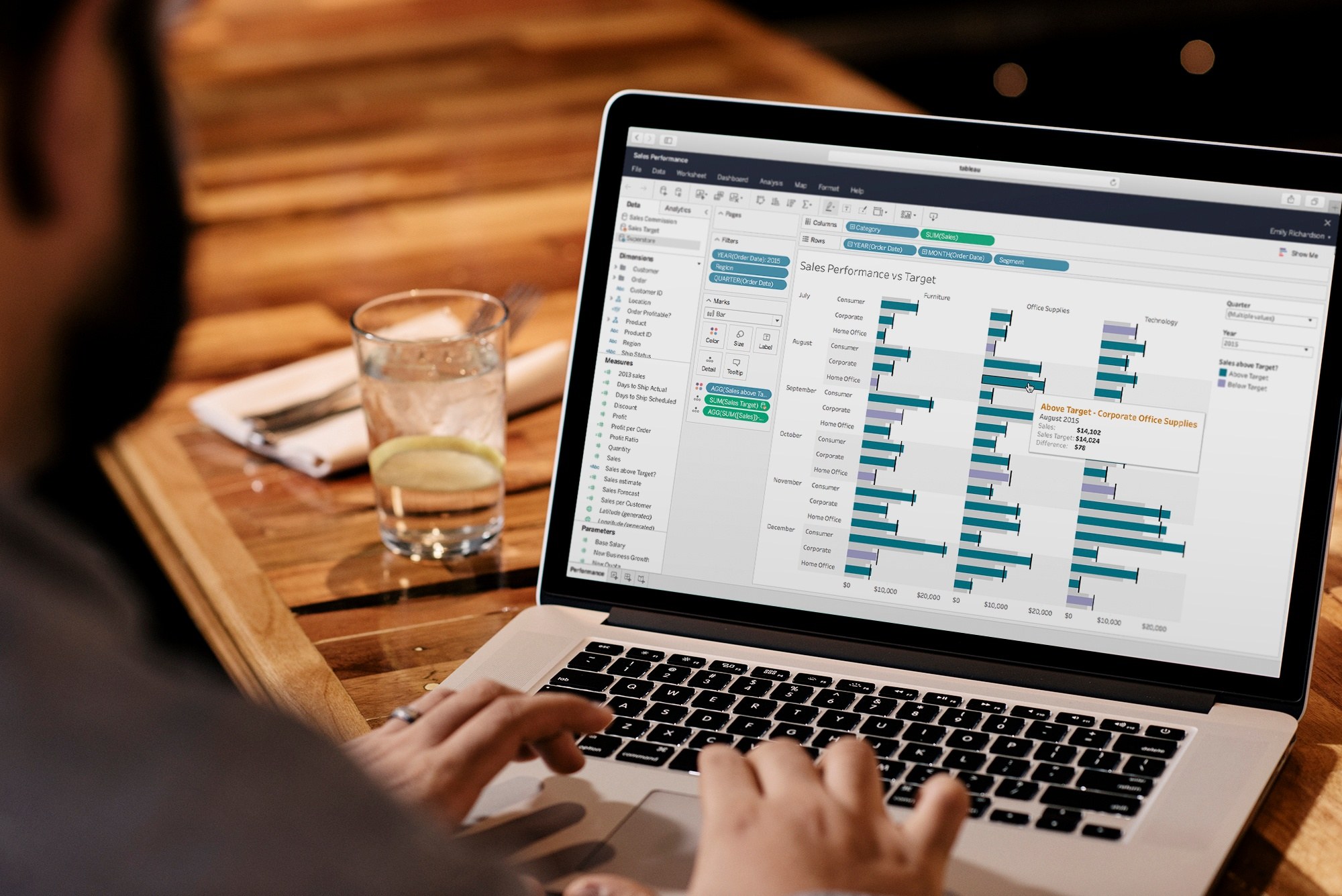 Customer profile user interface